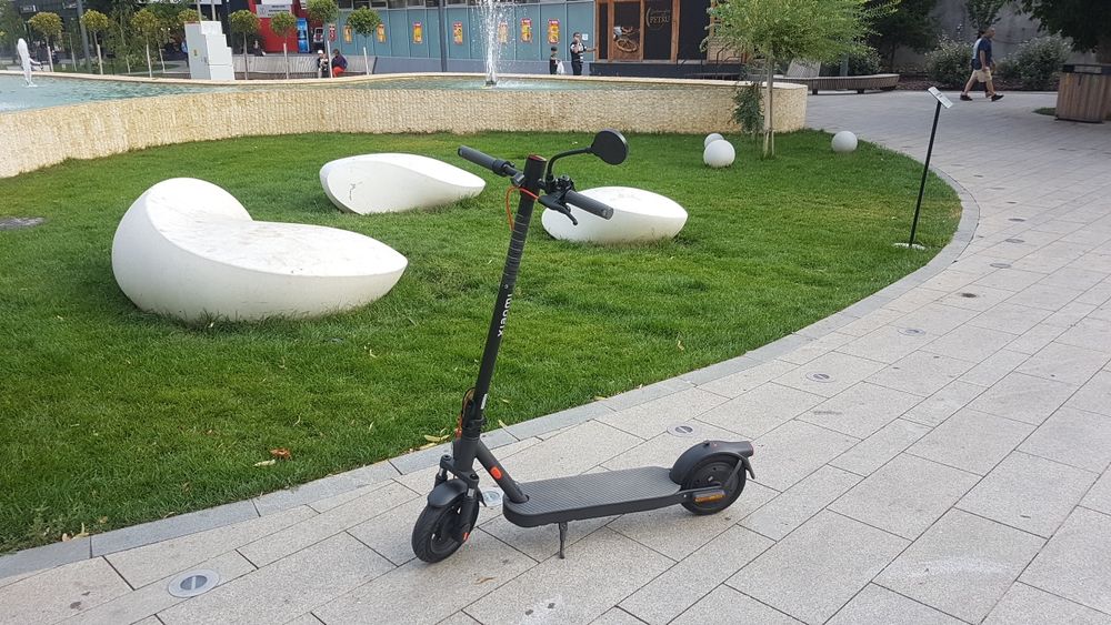 Trotineta Xiaomi Elite ca nouă