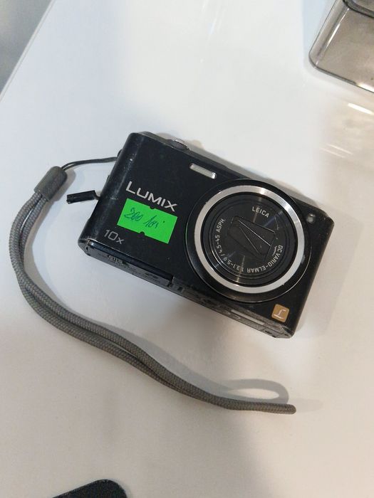 Camera foto/ video Panasonic cu cablu de date