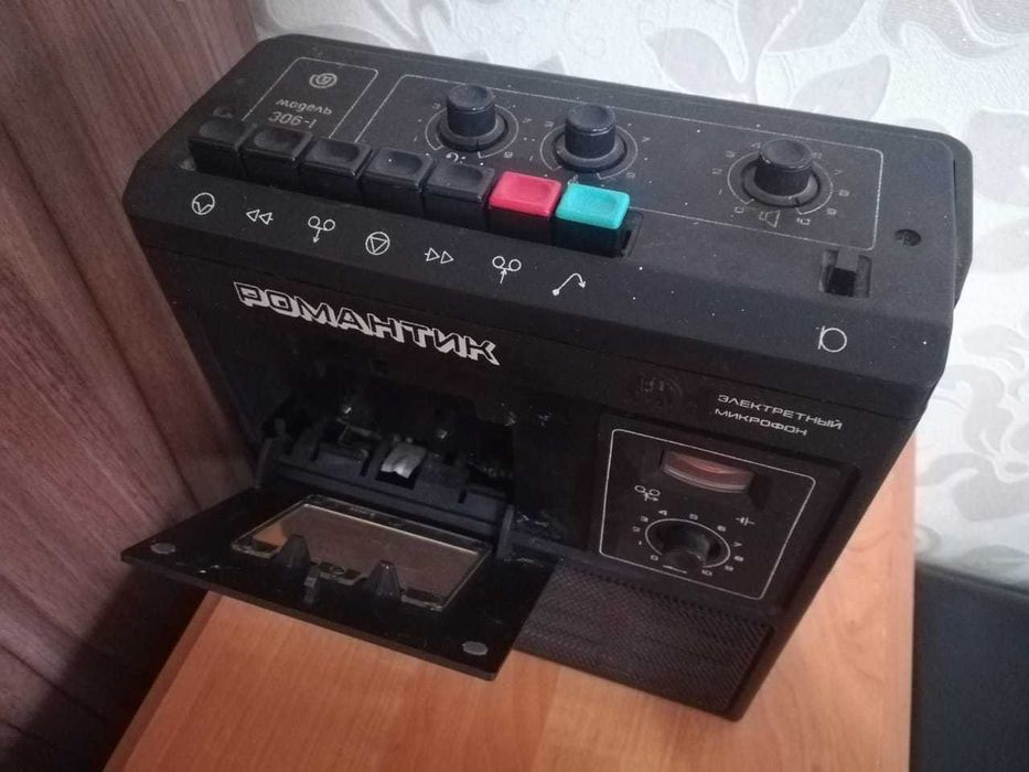 Магнитофон "Романтик"