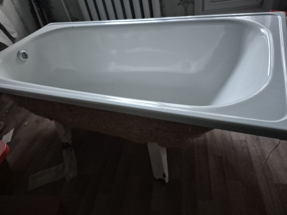 Продам ванну б/у