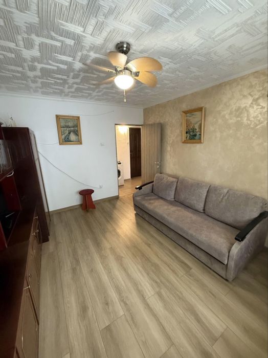 Garsonieră de închiriat