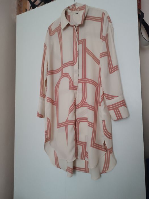 Туника от Gina Tricot