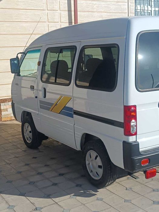 Дамас сотилади Олмаликда