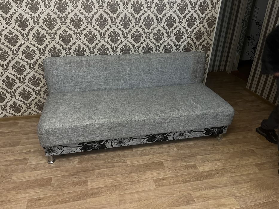 Продам диван торг