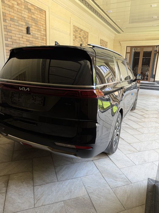 Kia karnival 2023 yil