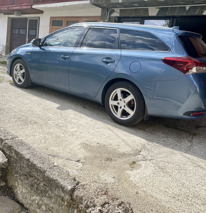 Toyota Auris Touring Hybrid 1.8 , 2017