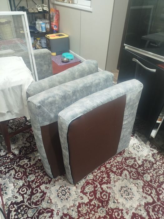 Juda qulay yumshoq Divan sotiladi