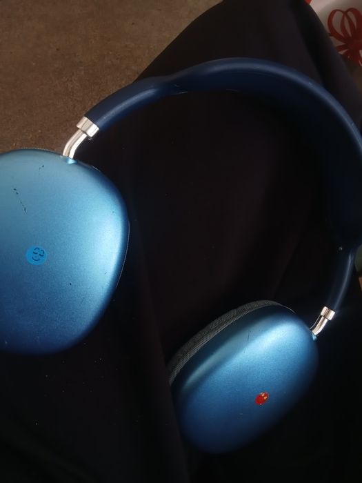 Продам наушники airpods max