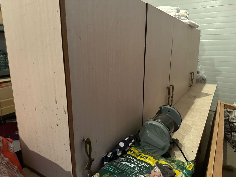 Кухонный гарнитура сатылады