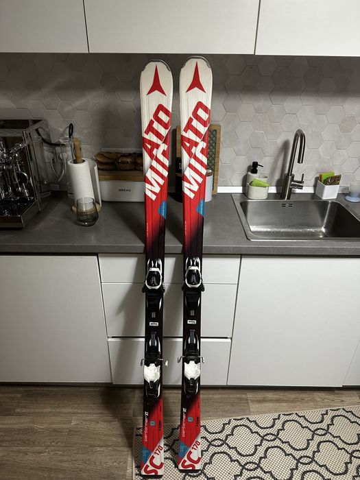 Vand schiuri Atomic performer XT 170