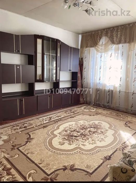 Продаю частный дом в городе. В районе микрорайона Каратал.