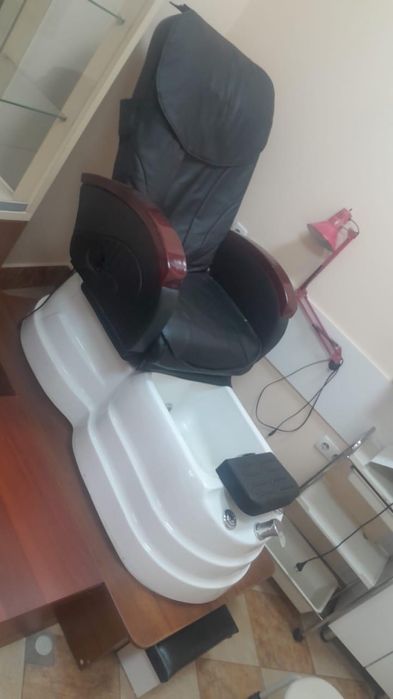 Продам педикюрное кресло