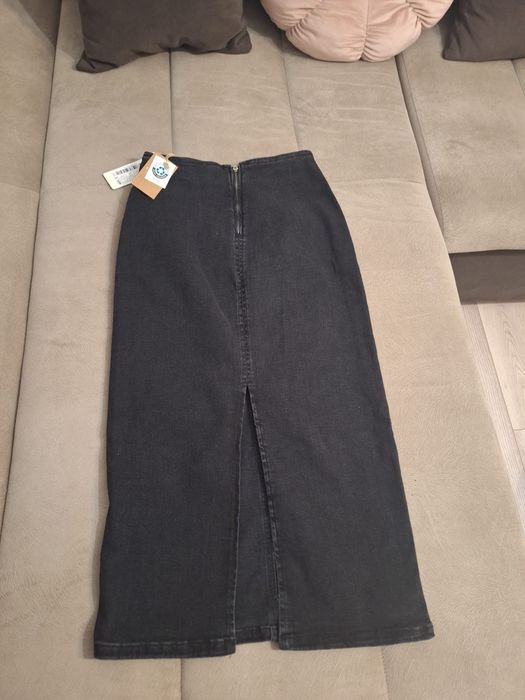 Fustă damă,noua cu etichetă,mărimea 36