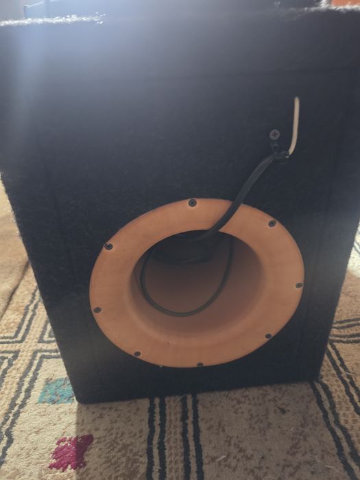 Сабвуфер Deaf bonce