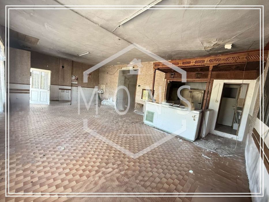 Магазин в Габрово, област-с.Камещица площ 209 цена 32000