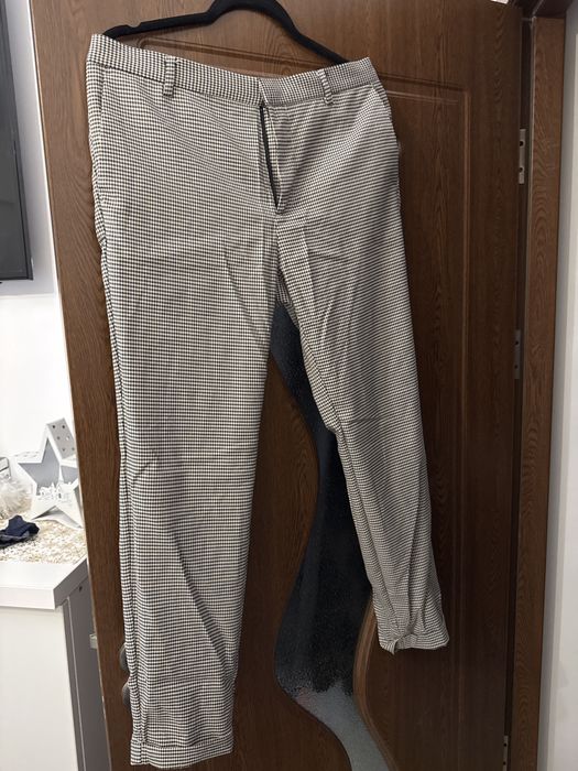 Pantaloni barbati HM marimea 32