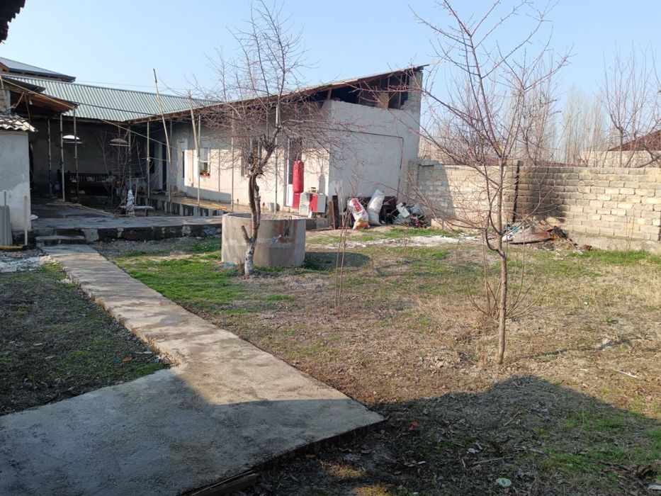 Uy sotiladi yangiyol tuman said ota maxalla