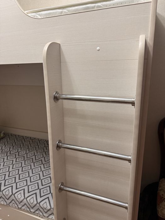 Продам детскую кровать