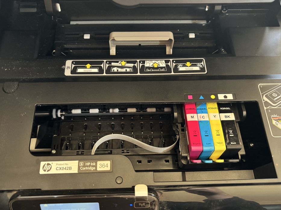 Принтер със Скенер HP OfficeJet 5230