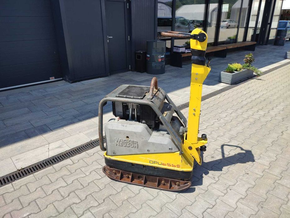 Placa vibranta reversibila Wacker Neuson DPU6555Heh Folosit, SH