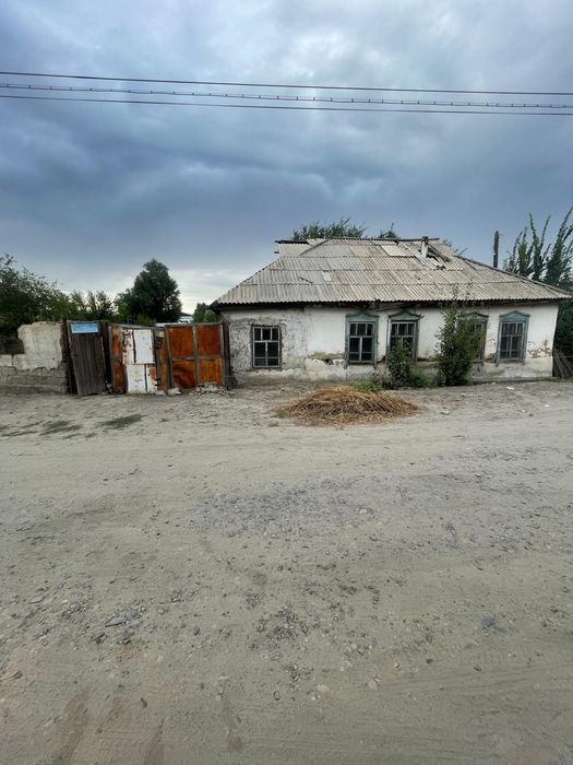 Продам дом с участком в центре города