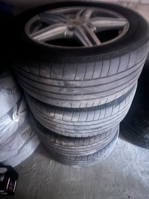 Продам диски с шинами с датчиком