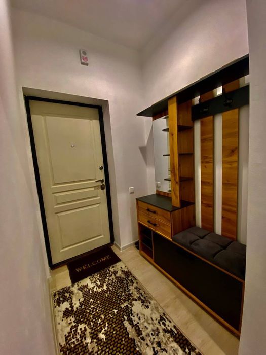 Сдается 3х комнатная в Новостройке.рядом метро. Яшнабадский район