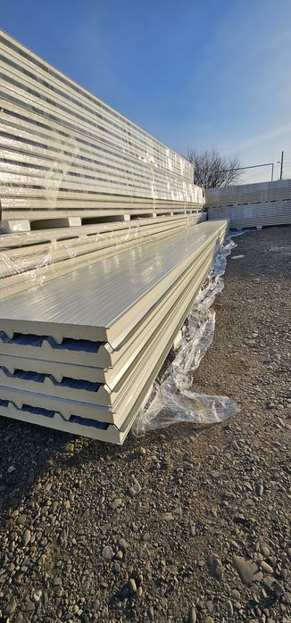 Vând Panouri sandwich Noi!