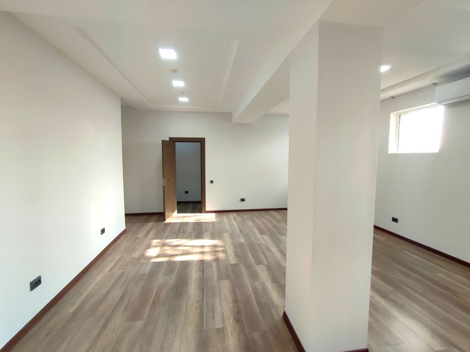 18 y.e. dan ofis ijaraga beriladi (AX)