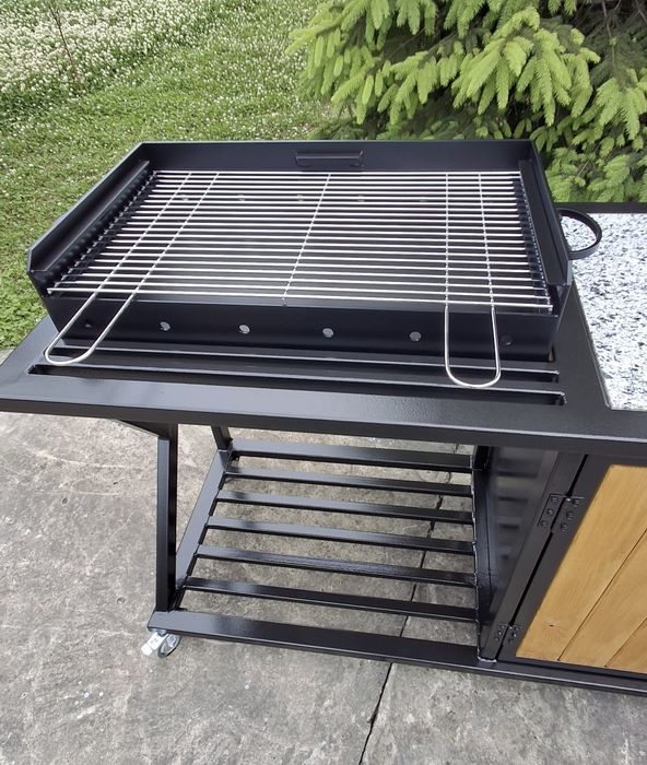 Ansamblu gratar cu arzator si blat de lucru