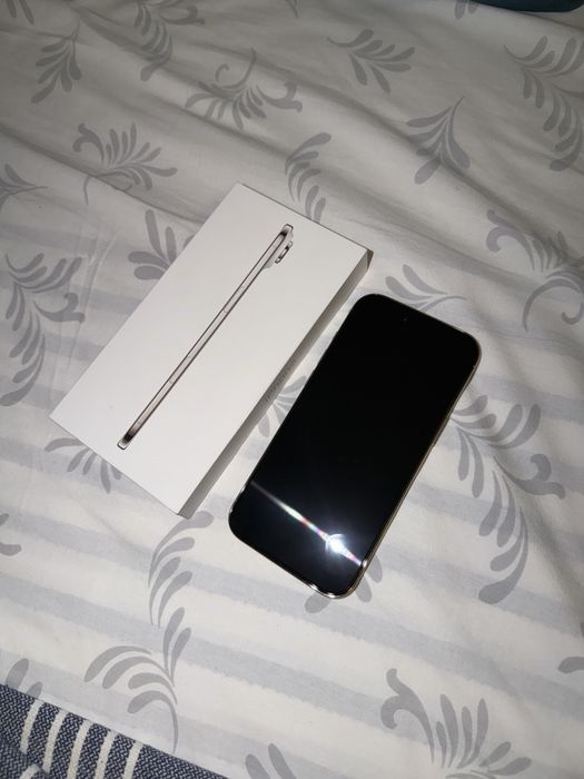 Iphone 17 Air Gold
