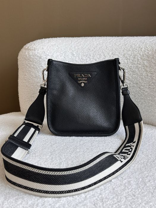 Кожаная сумка Prada