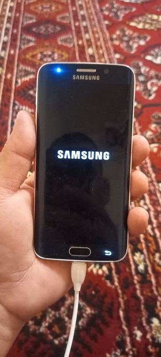 Samsung s6 satladi baxasi 300 emiden otpegen