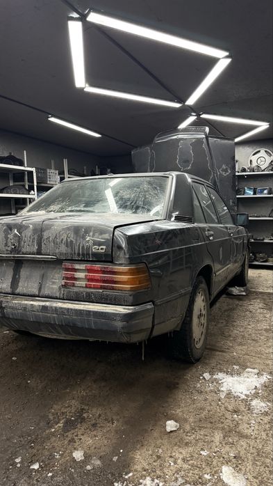 Запчасти на мерседес 190