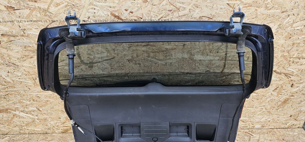 Haion Volkswagen Passat B7 Original Complet cod Culoare  LH5X = LD5Q  Fără rugină  prețul din Rm-Vâlcea