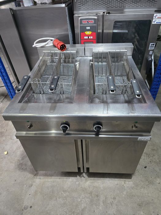 Friteuze profesionale 1/2 cuve pe GAZ 8-20Litri