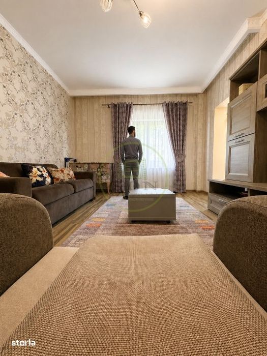 Inchiriez apartament doua camere str mijloc