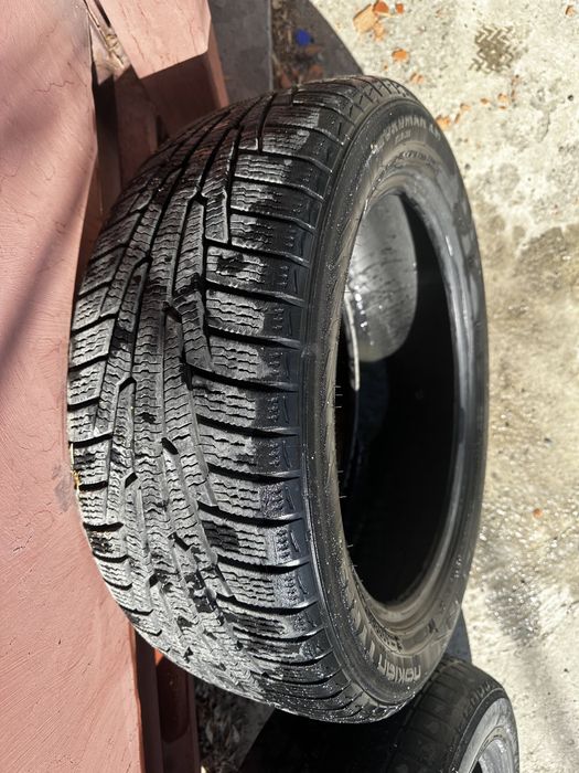 Комплект зимних шин камри