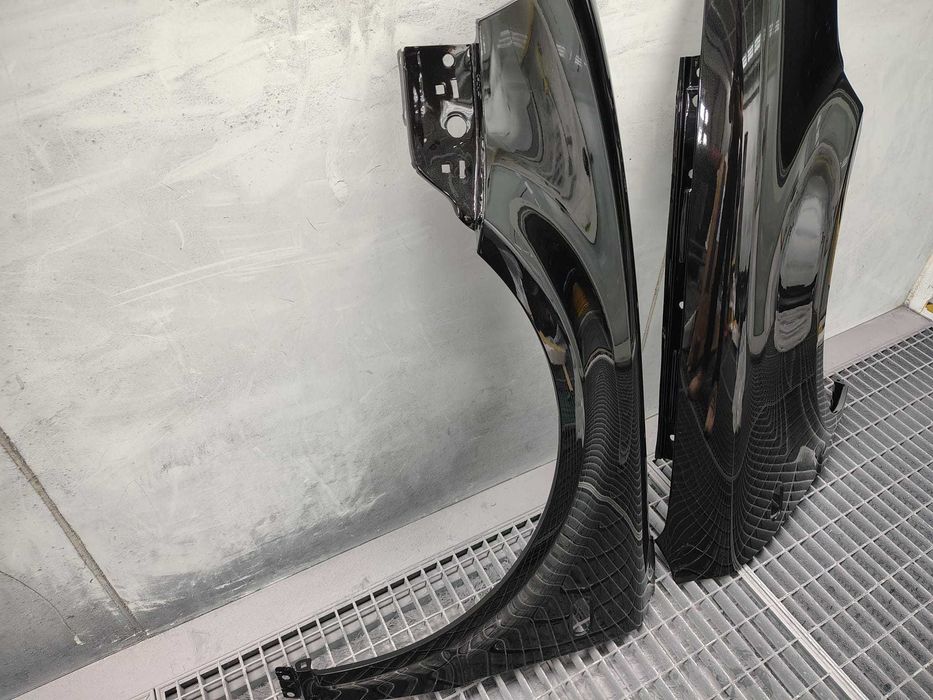 Aripa Fata Dreapta & Stanga VW Passat B5.5 An 2000-2004 (LC9Z (Negru))