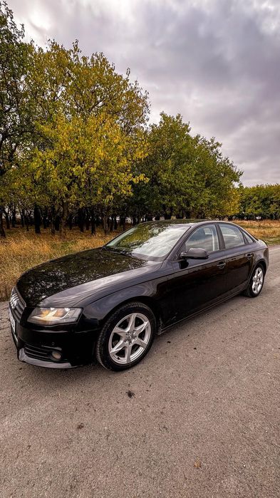 Vand audi a4 b8 2011 170 CP