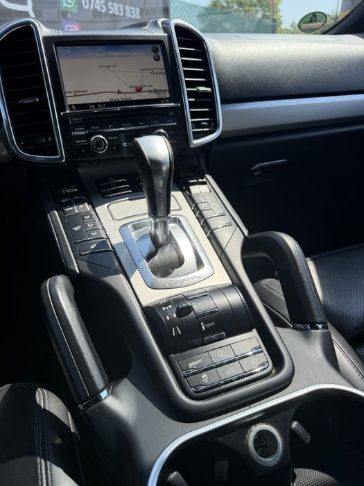 Porsche Cayenne 2012  diesel / bose / 4x4 /