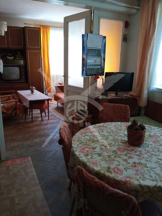 Продава се Многостаен апартамент в Айтос - 95 кв.м за 580 €/кв.м - Снимка #2