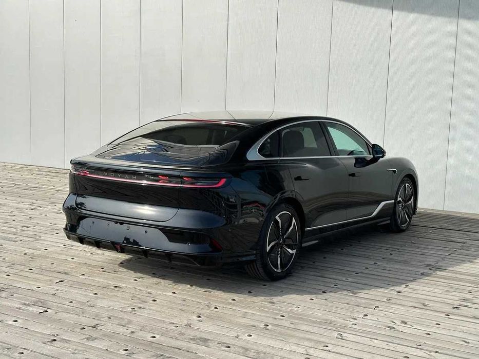 Voyah Chasing Light  AWD 730km pod zakaz