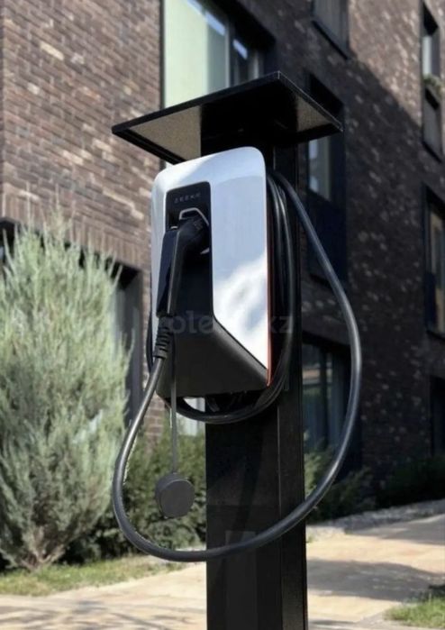 Авто Зарядное устройство 220v