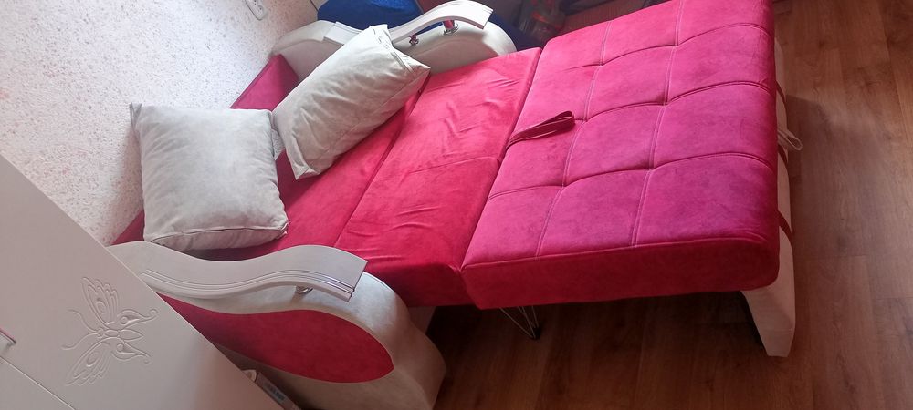 Продам диван, новый