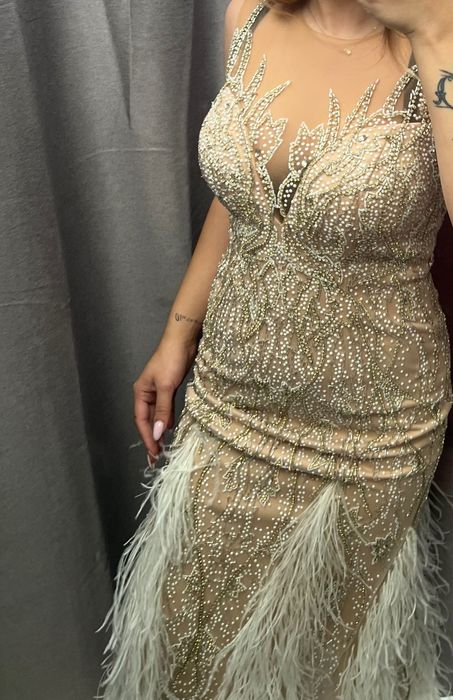 Абитуриентска рокля