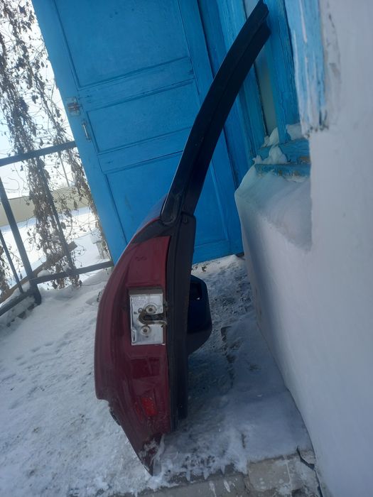 Продам дверь от ауди Б3