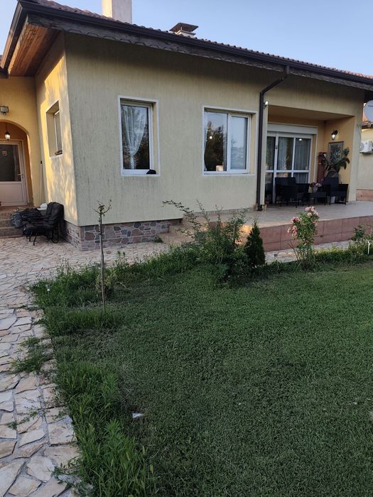 Къща в село Могилище,общ.Каварна