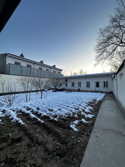 Uchaska Sotiladi Srochna 5.6 Sotix 5 xona Sergeli Xonabod