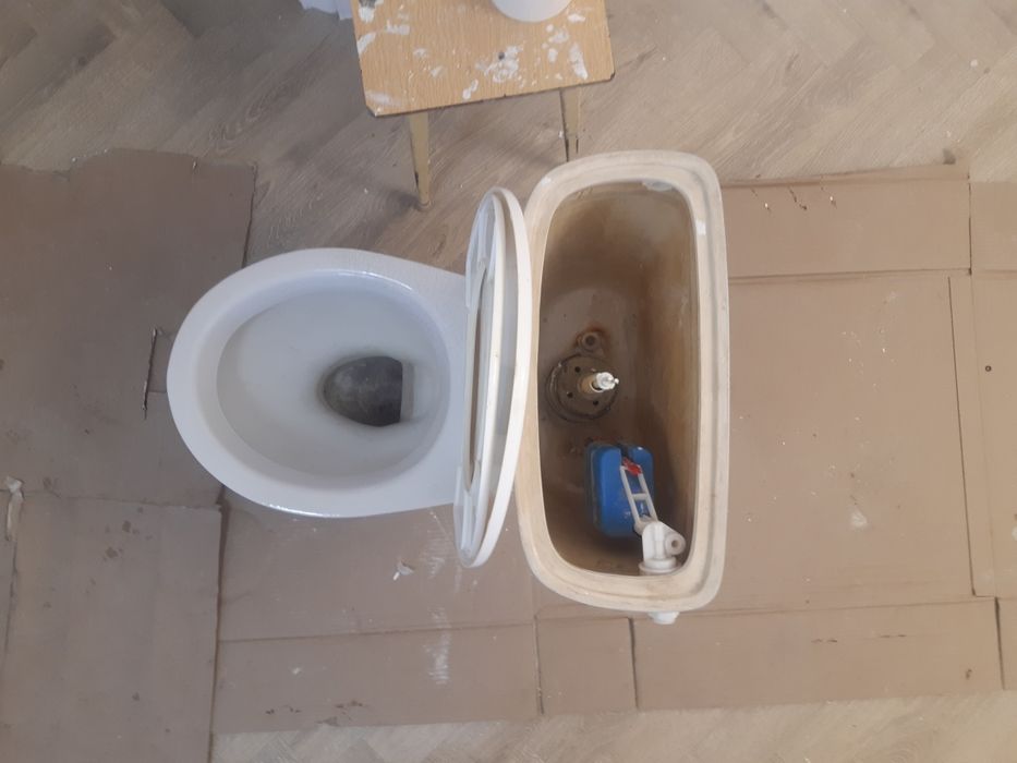 керамический  унитаз